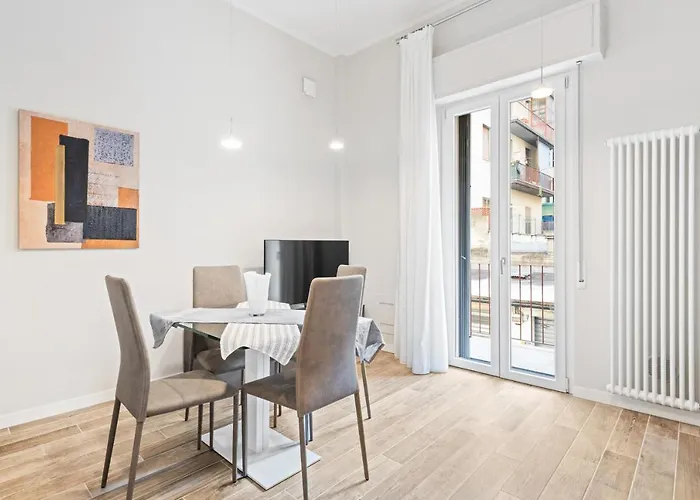 Maragliano Cozy Flat With Balcony