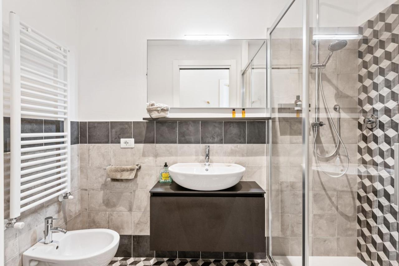 Maragliano Cozy Flat With Balcony Apartment *